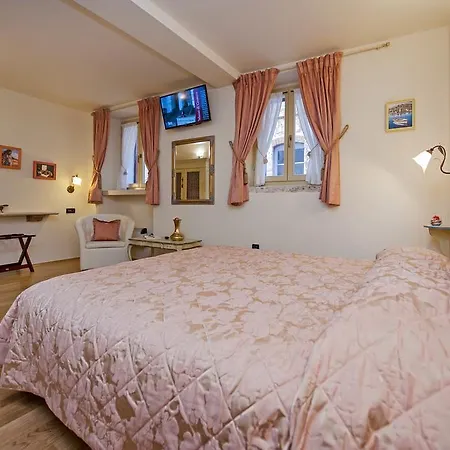 Ferienwohnung Antica Porta Sul Mar Rovinj Exterior foto