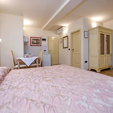 Ferienwohnung Antica Porta Sul Mar Rovinj Exterior foto