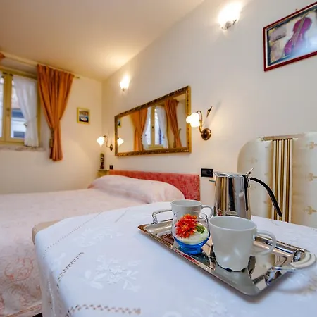 Ferienwohnung Antica Porta Sul Mar Rovinj Exterior foto